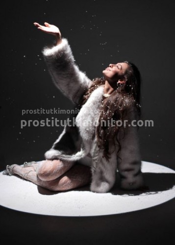 Оля, Г. Вельск